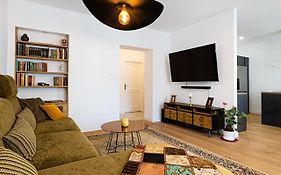 Aurelia Residence